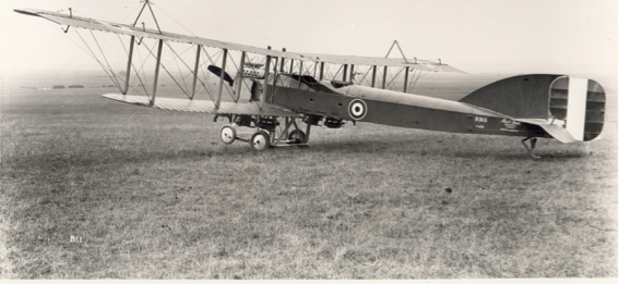 The Short Heavy Bomber was built at Eastchurch in 1916 as a weight carrying aircraft for long-range bombing.